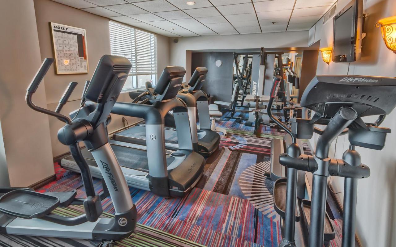 Lhotelquebec Hotel 4*