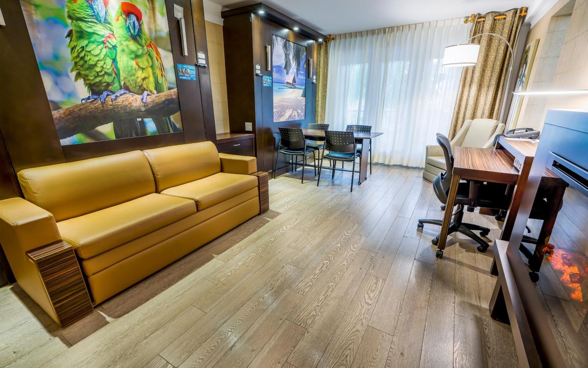 Lhotelquebec Hotel